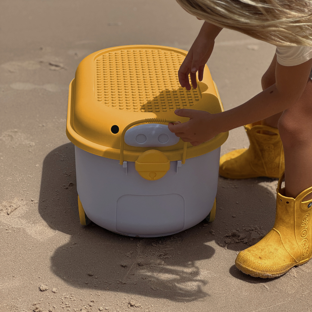 Ride a Long Storage - Blue and Yellow Pig - Medium