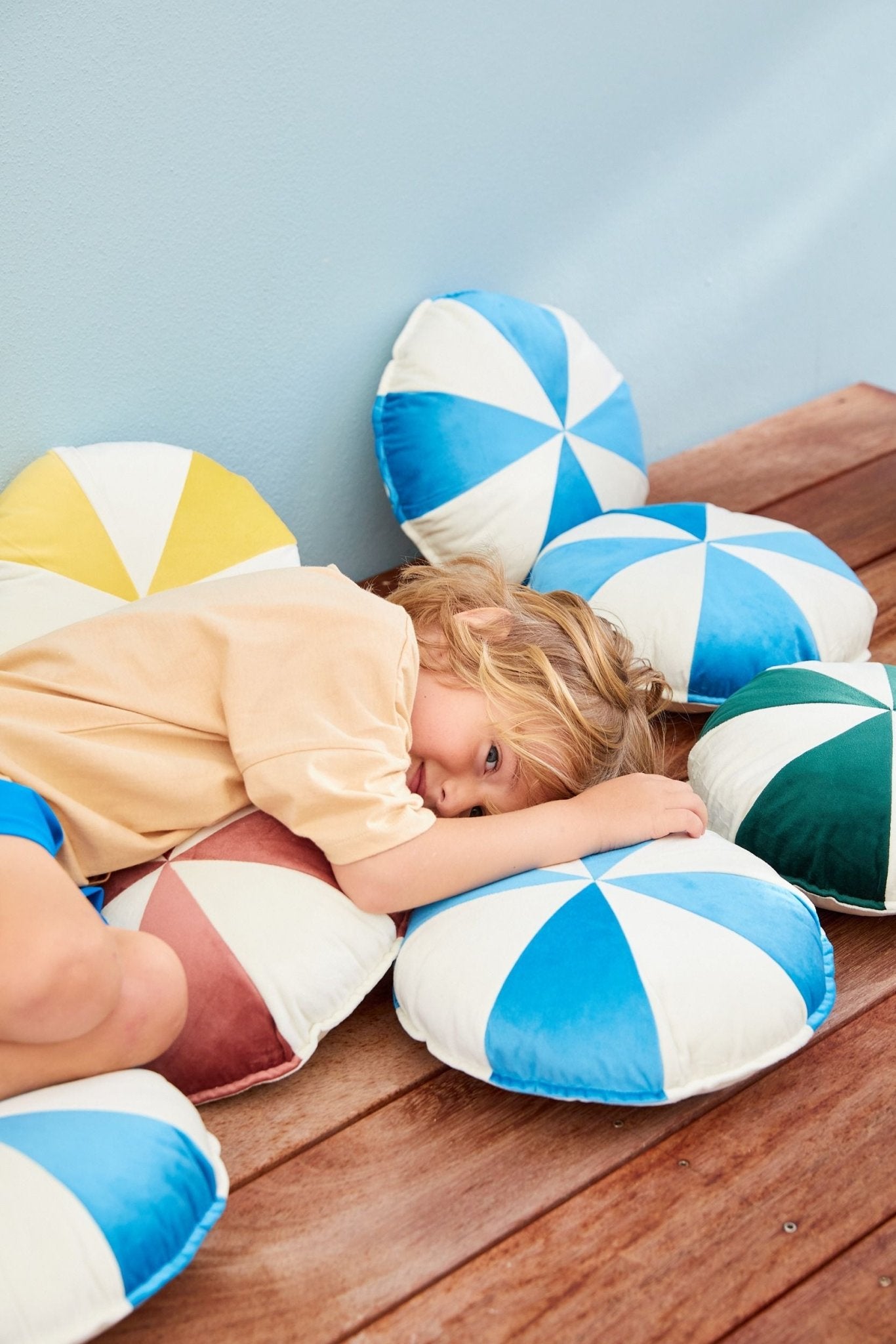 Pinwheel - Cushions - Cowrie & Conch