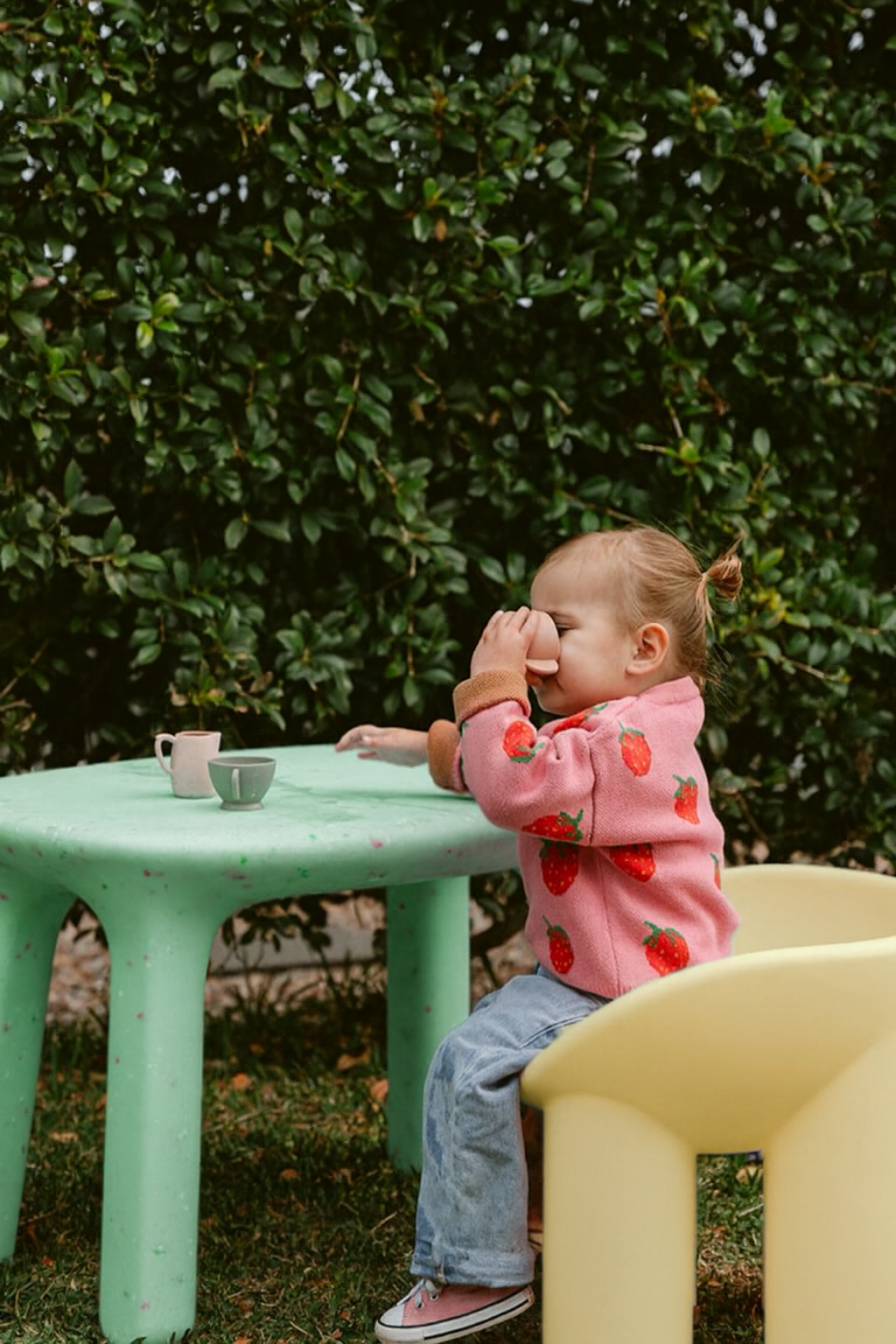 Apple Peel Confetti Table