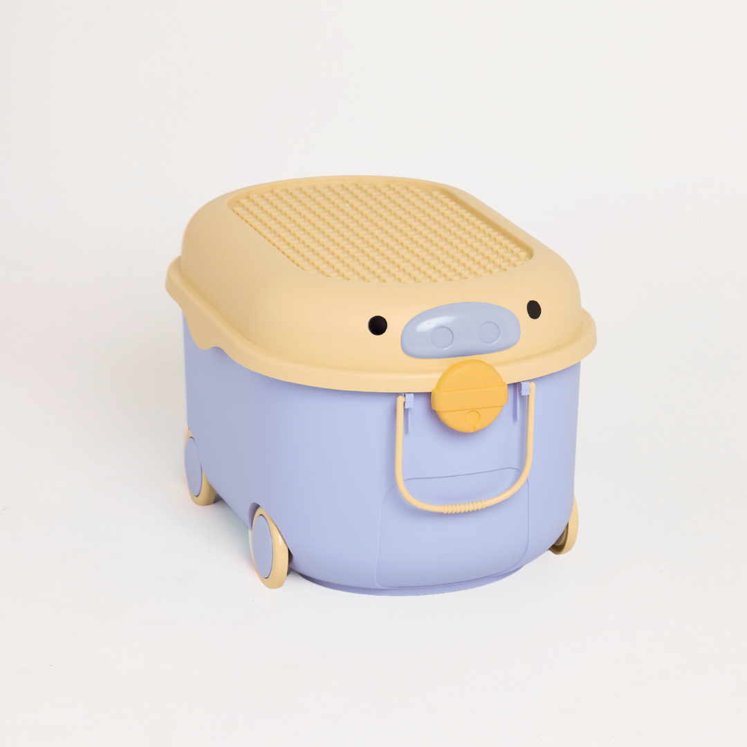 Sandy Beach Pig.png
